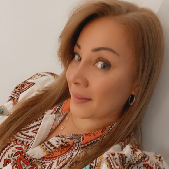 Meet your Posher, Doreen - Picture 1 of 1